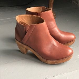 KDB brown leather clog ankle boots 8.5